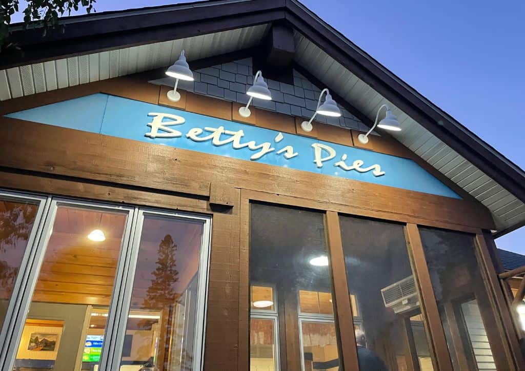The building at Betty's Pies in Two Harbors.